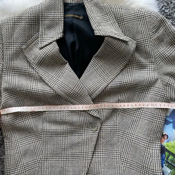 Brian Bailey Plaid Wool Blazer - Picture 7 of 10